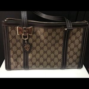 *SOLD* Gucci Shoulder Bag